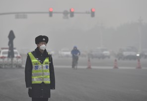 橙色預警 霧「霾」中國半壁江山